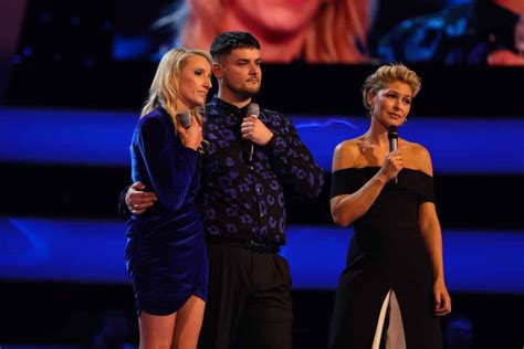 Nick jonas joins coaches kelly, john and blake for season 20. The Voice UK 2019 recap! Final battle round results and ...
