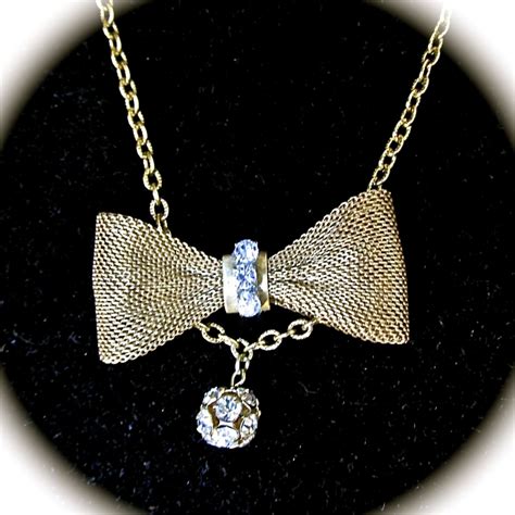 Necklace Vintage Gold Tone Bow Necklace With Rhinestones