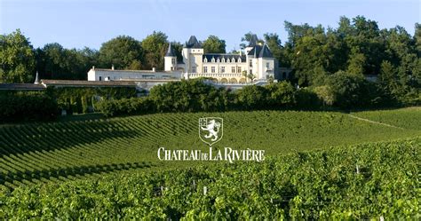 Une récolte record, des 1959 légendaires et très rares aujourd'hui. Le Château de la Rivière, des vins meilleurs chaque année ...