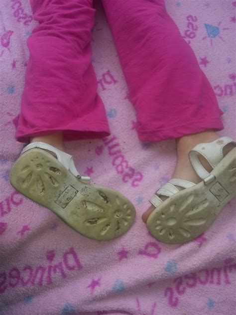 Cute Little Girls Shoes And Feet Cutefeet2 16 Imgsrcru