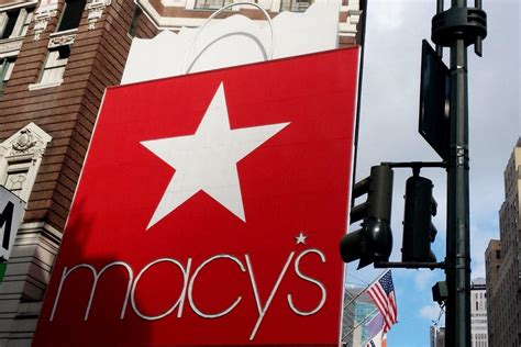 Macys Slashes 2019 Outlook After Same Store Sales Miss Offsets Q3
