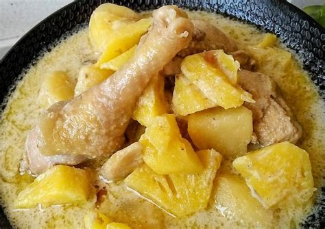 Tambahkan lengkuas, serai, daun salam, dan daun jeruk. Resep Opor Ayam Kampung Palembang oleh Shinta P Ayu - Cookpad