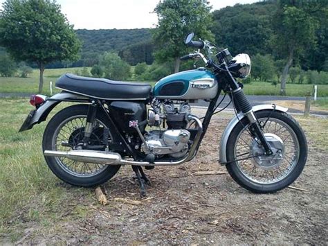 The triumph t100 (t for tiger. The Triumph Tiger Daytona, 1968 - Car Images on ...