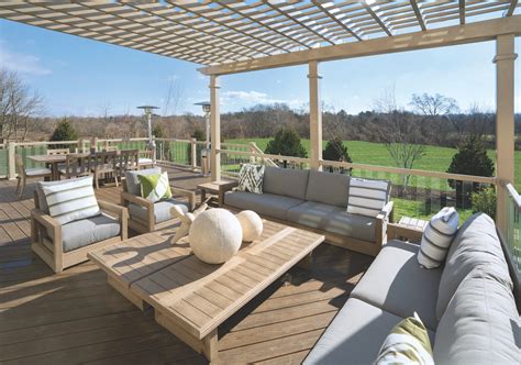 5 Essentials for Family-Friendly Outdoor Living Spaces | Build Beautiful