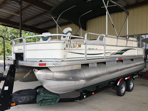 2005 Sun Tracker 21 Fishing Barge Specs And Pricing