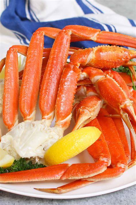 Bake in the oven at 425°f (220°c) for 10 to 12 minutes or until all ingredients are cooked through. Learn how to cook crab legs for a delicious meal bursting with seafood flavors! Whether you're ...