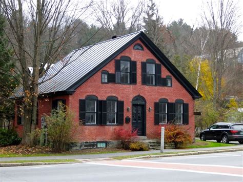 Slate, wood, metal, and clay. Houses in Woodstock, Vermont | Metal roof houses, Brick ...