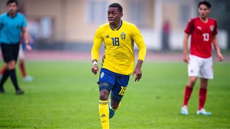More news for anthony elanga » Svenska talangen Anthony Elanga uttagen i Uniteds EL-trupp ...