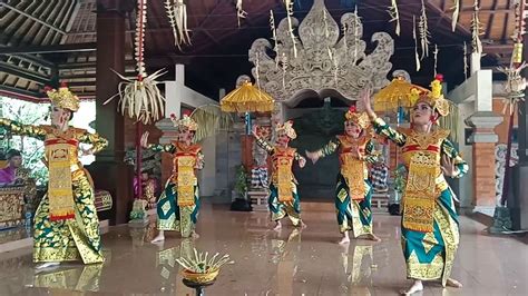 Legong Keraton Anjungan Bali Tmii Melestarikan Budaya Seni Tari