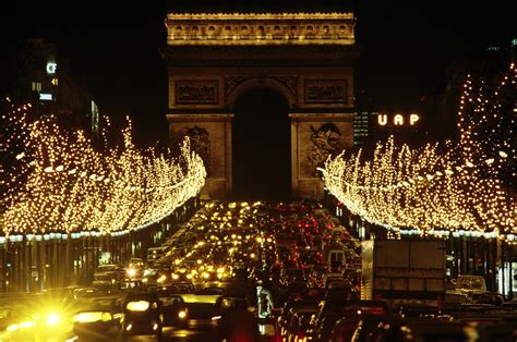 What To See And Do Around The Champs Elysées In Paris