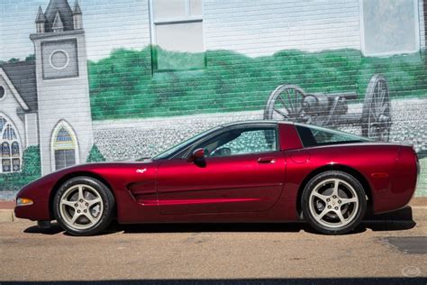 Here is your opportunity to own a great car for low $$$'s. 2003 Chevrolet Corvette 50th Anniversary for sale #91921 | MCG