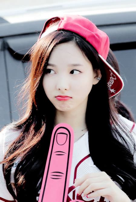 5 Reasons Fans Love Twice Nayeon Daily K Pop News