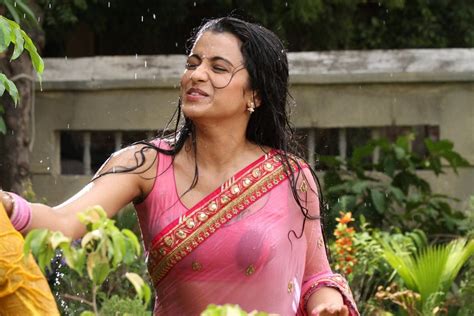 07 Actress Trisha Krishnan Wet Hot Hd Photos In Kalavathi Movie  1200×800 Indian Actress