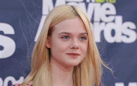 Celebrity Blonde Actress Elle Fanning Women Hd Wallpa