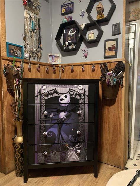 Custom Jack Skellington NBC 4 Drawer Chest in 2020 | Decoupage