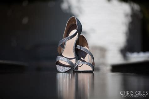 Were the 1dx a year or two older, this would be less of. The Canon 5DSr - A Working Wedding Photography review