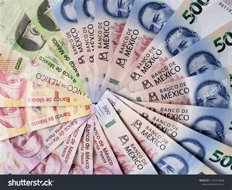 Foto De Stock Sobre Stacked Mexican Banknotes Various Denominations