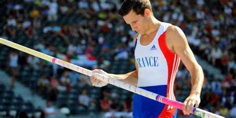 A suivre aussi les finales du 200m avec david alerte. Renaud Lavillenie, l'itinéraire d'un surdoué