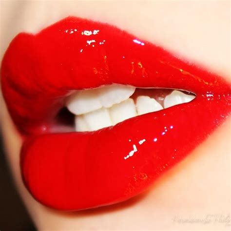 Pin By College Fashionista On Makeup Inspo Red Lip Makeup Perfect