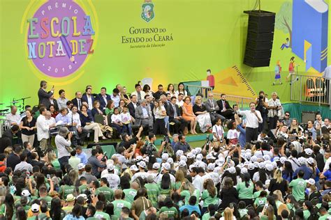 Escolas Que Apresentam Bons Resultados