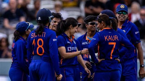 Indias Mens And Womens Cricket Teams To Receive Equal Pay Says