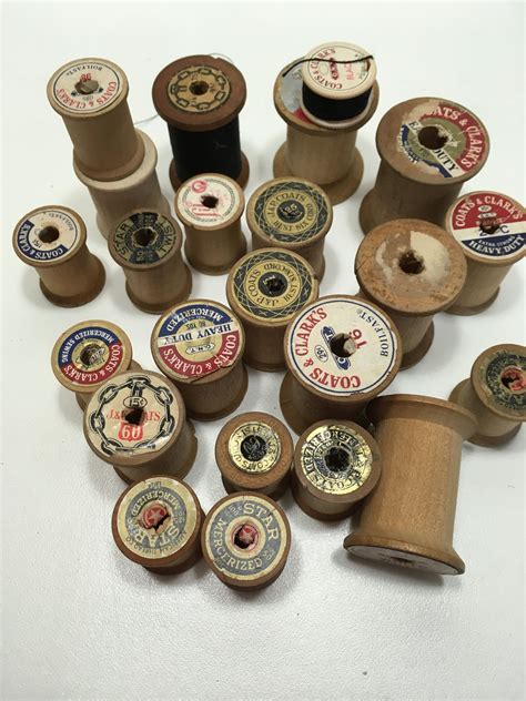 Vintage Wooden Thread Spools Qty 22 Etsy Thread Spools Vintage