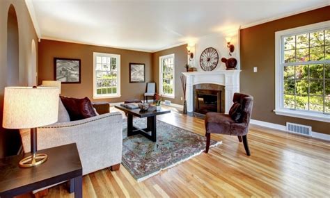 Et voici nos astuces pour l'adopter côté salon. Peinture salon marron - 28 idées magnifiques pour l'intérieur