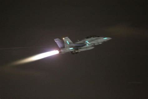 Usmc Fa 18 Hornet Pilot Killed In Nighttime Training Crash