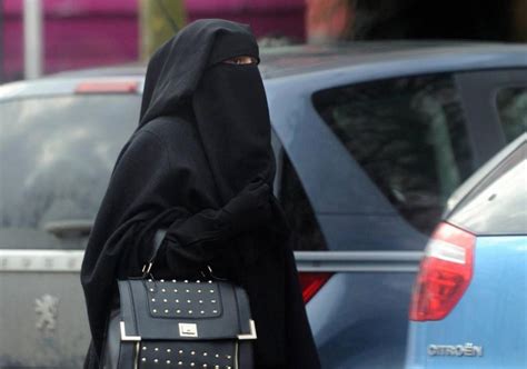 Interdiction Du Niqab La France Condamnée Par Un Groupe Dexperts De Lonu Francesoir