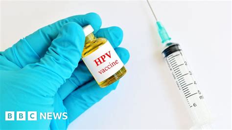 Hpv Vaccine Cuts Cancer Causing Infection Bbc News