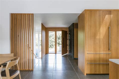 17 Stunning Mid Century Modern Foyer Interiors You Deserve To Walk Through