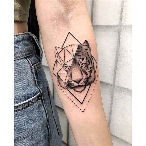 12+ Best Geometric Tiger Tattoo Designs and Ideas | PetPress