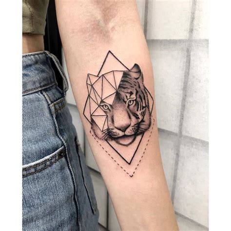 12 Best Geometric Tiger Tattoo Designs And Ideas Petpress