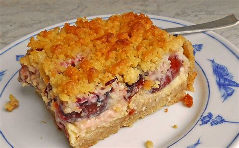 Ich habe diesen kuchen gerade zum zweiten mal gebacken und beide male ist er wunderbar geworden! Streuselkuchen mit Pudding und Obst (Rezept mit Bild ...