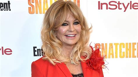 Goldie Hawn Reveals Her Secret To Still Looking Ageless At 71 Goldie Hawn Ageless Beauty