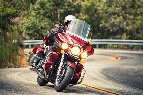 When you want to head out on the road, the vulcan 1700 voyager abs offers plenty of room to take along all of life's necessities. 2019 Kawasaki Vulcan 1700 Voyager ABS