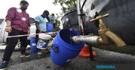 Ekoran masalah air, jabatan bomba dan penyelamat selangor, jbps membantu menghantar bekalan air bersih ke hospital serdang yang terputus bekalan sejak. Bekalan Air Di 46 Kawasan Pulih Sepenuhnya- Air Selangor