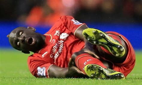 Some injuries in soccer are worse than others, and should be treated differently, depending on the severity of the injury. Liverpool manager Jurgen Klopp is fearing the worst after ...