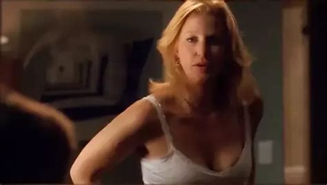 Anna Gunn Nude Porn Videos And Sex Tapes Xhamster
