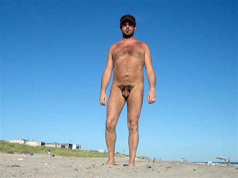 Closet Gay Nudist Outside Beach MEGAPOST