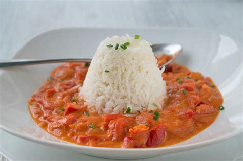 Reis mit Sauce Rezept