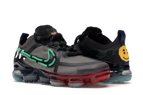 For those who are unaware, cactus plant flea market are a small streetwear label that have been making huge waves in the industry for a number of years. Nike Air VaporMax 2019 Cactus Plant Flea Market (W) in ...