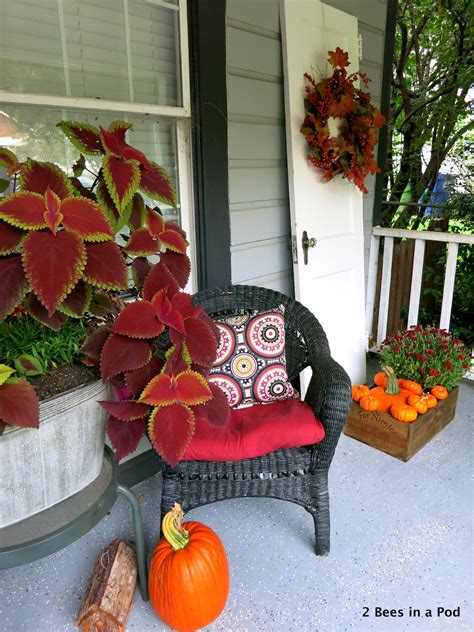 Front Porch Fall Decor Blogging Tour 2 Bees In A Pod