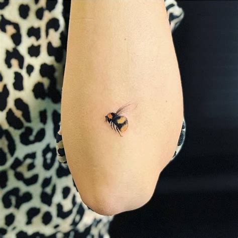Honey Bee Tattoo On The Left Forearm Bumble Bee Tattoo Bee Tattoo