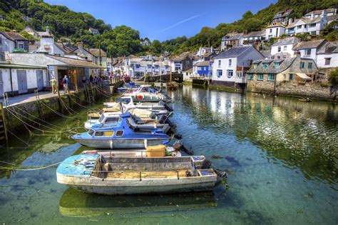 Polperro A Picturesque Fishing Village Near Looe In Cornwall