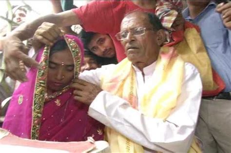 70 Year Old Man Marries With 20 Year Old Girl In Patna 70 साल के बुजुर्ग का आया 20 साल की