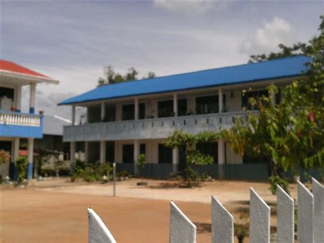 Madrasah darussaadah terletak di jln. darussa adah jl banda aceh medan km 133 134 sukon mesjid ...