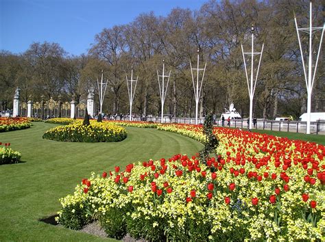 You'll need to book a tour. Buckingham Palace Garden Tour Tickets 2017 - Garden Ftempo