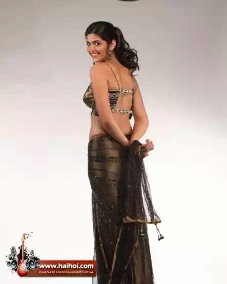 Deeksha Seth Cleavage Show In Saree Hot Side View Wanted Movie Photos Eepixer