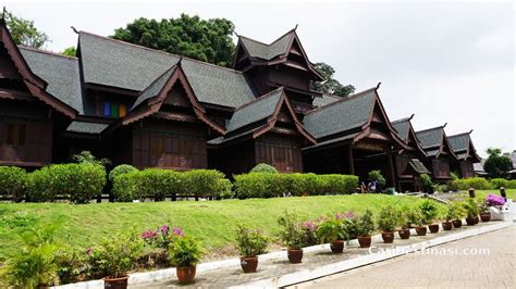 Kesultanan melaka adalah kesultanan melayu yang berpusat di negeri melaka moden, malaysia. Muzium Istana Kesultanan Melaka - Hub ilmu Kesultanan ...